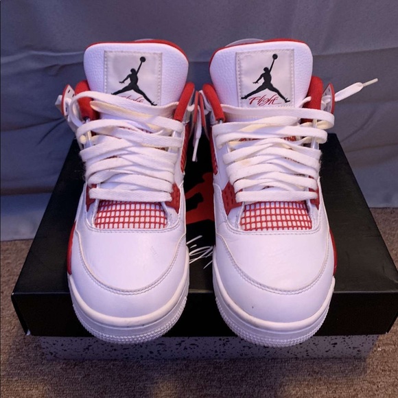 Jordan 4 alternate 89 size 9.5 - Picture 3 of 5